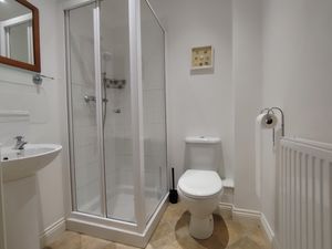 En-Suite- click for photo gallery
